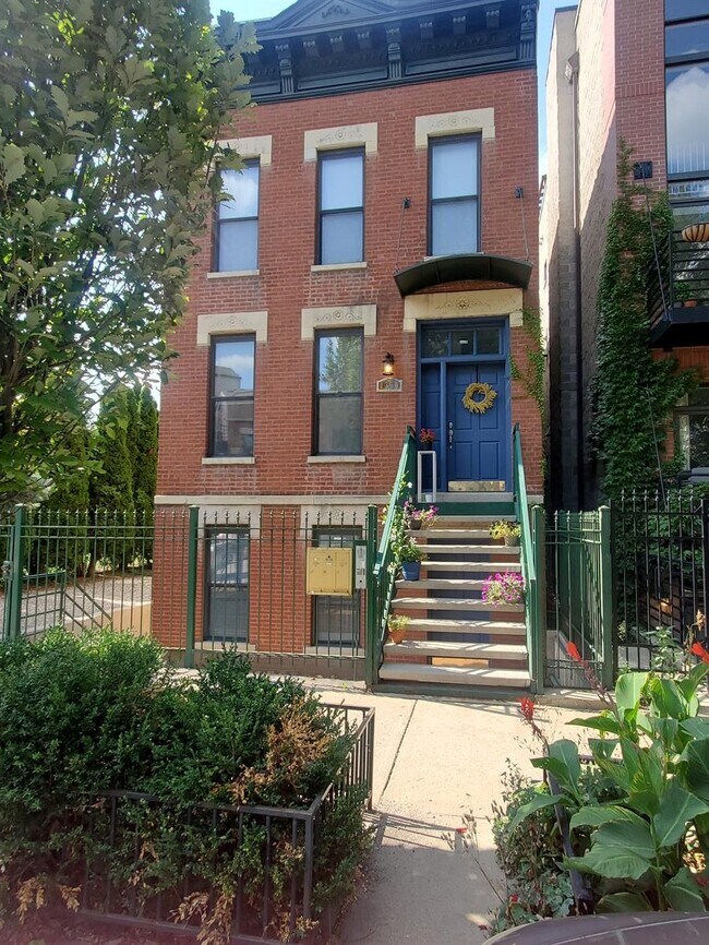 Foto del edificio - 1370 N Dean St