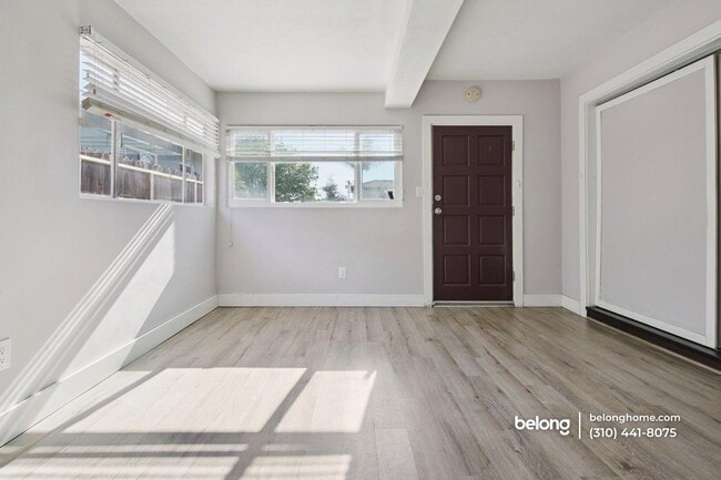 Building Photo - 8630 Stanmoor Dr