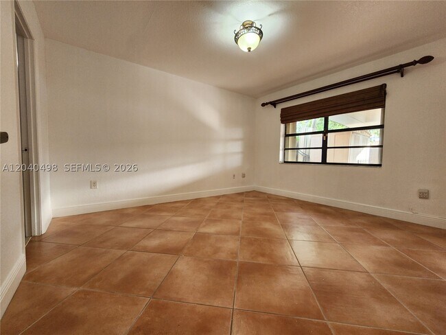 Foto del edificio - 13412 SW 17th Terrace Cir S