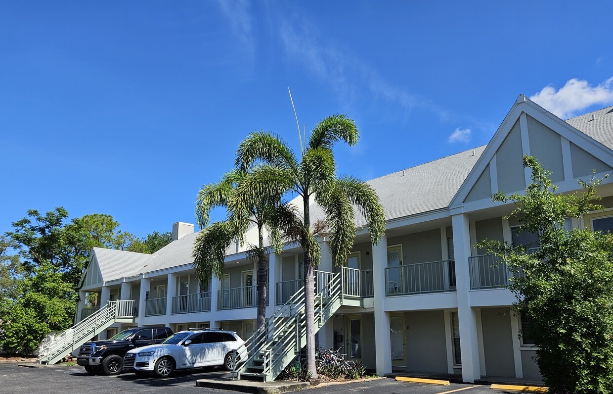 Primary Photo - Westhaven Residence