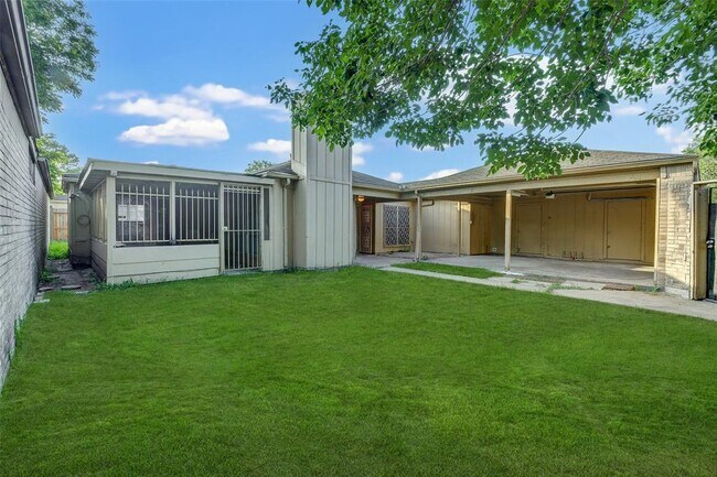 Building Photo - 12419 Sungate Ln