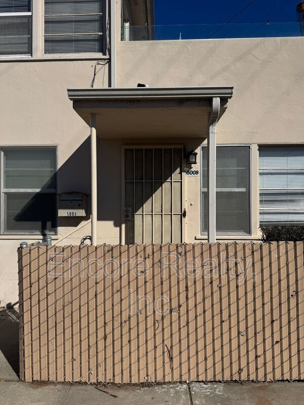 Building Photo - 5008 Muir Ave