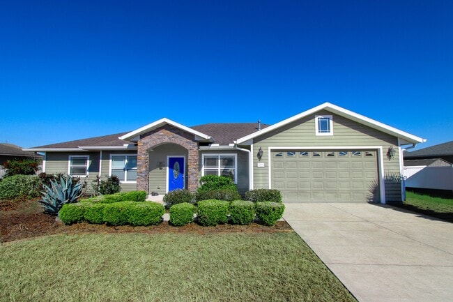Building Photo - 989 NW 231st Way