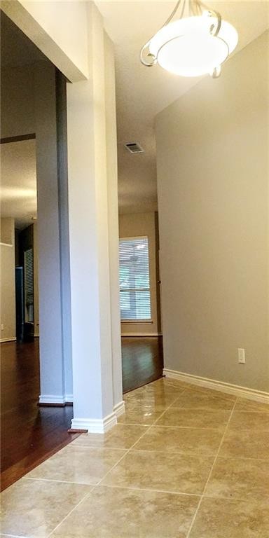 Building Photo - 340 Thomas Dr