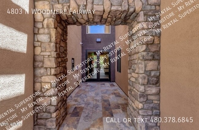 Building Photo - 4803 N Woodmere Fairway