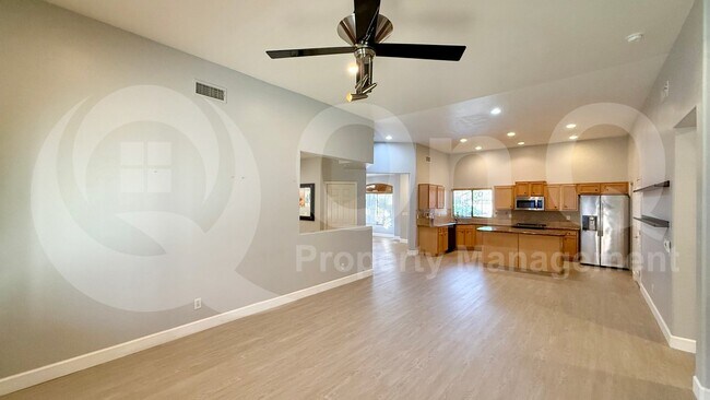 Building Photo - 271 W Brooks St