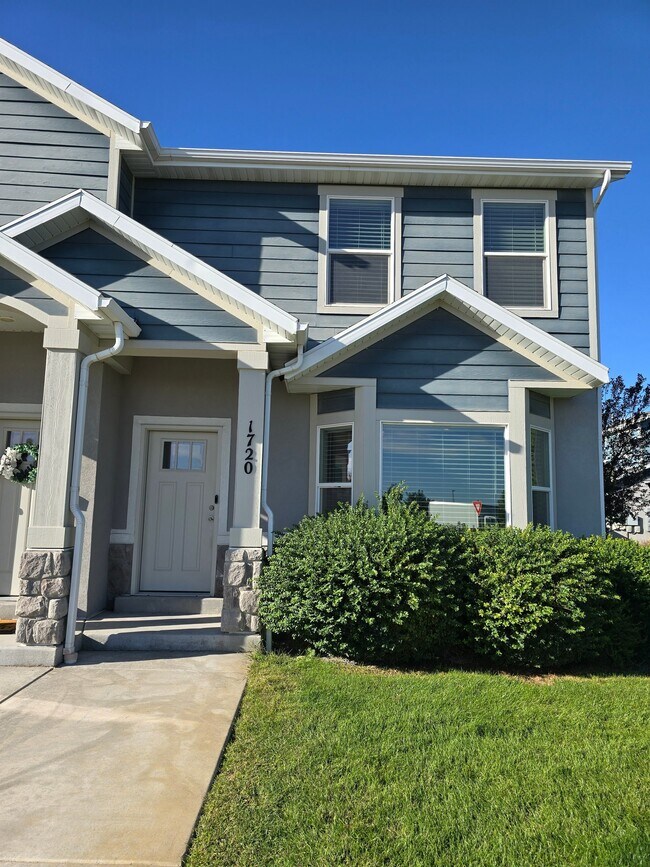 Foto del edificio - 1720 Stone Creek Way