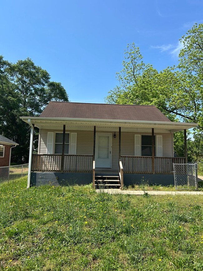 Building Photo - 177 Bomar Ave