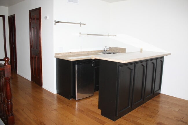 Foto del edificio - Los Caballeros #007