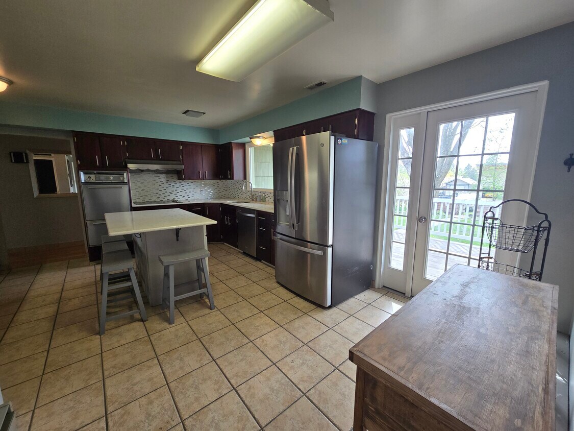 Foto principal - 405 N Division St