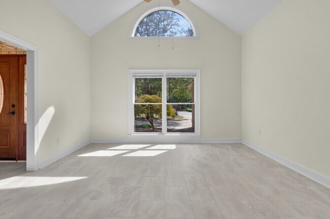 Foto del edificio - 1216 Barkentine Dr