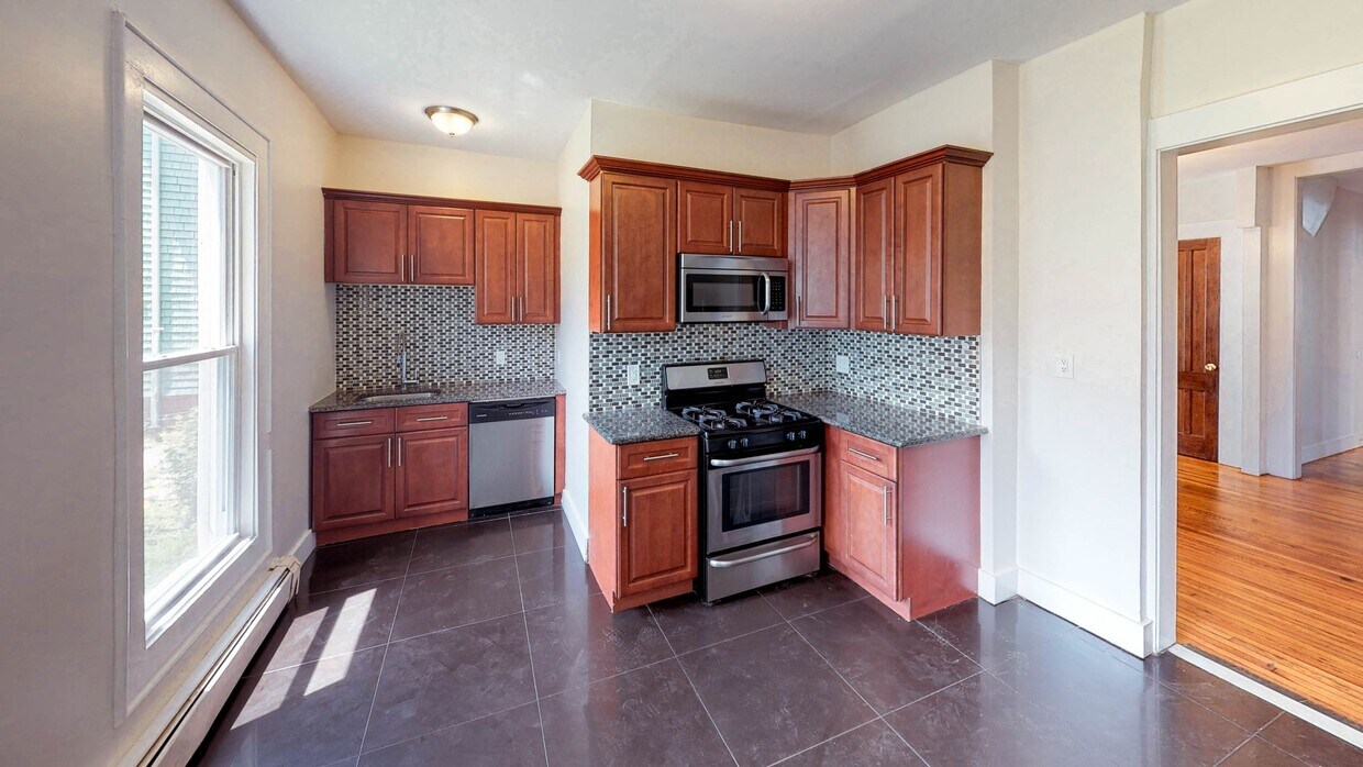 Foto principal - 244 Edgewood Ave