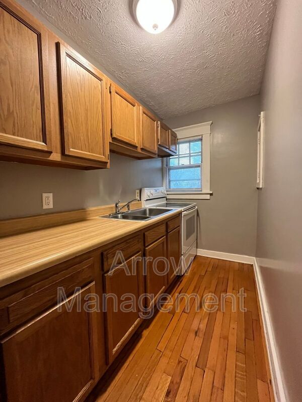 Foto del edificio - 1501 S 11th St