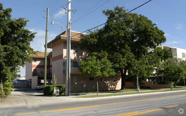 Building Photo - Griffing Park Apartments