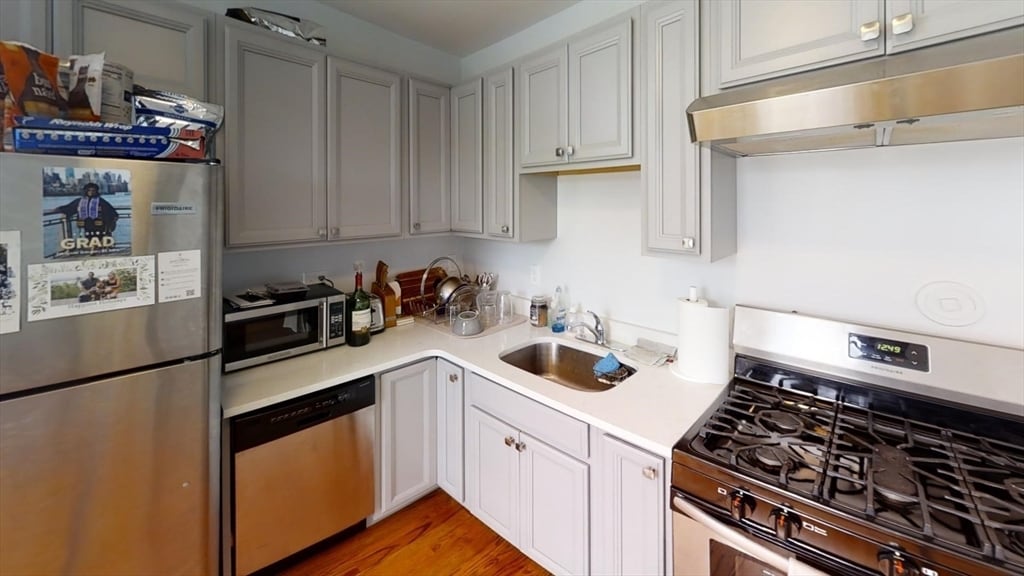 Primary Photo - 205 Harris St
