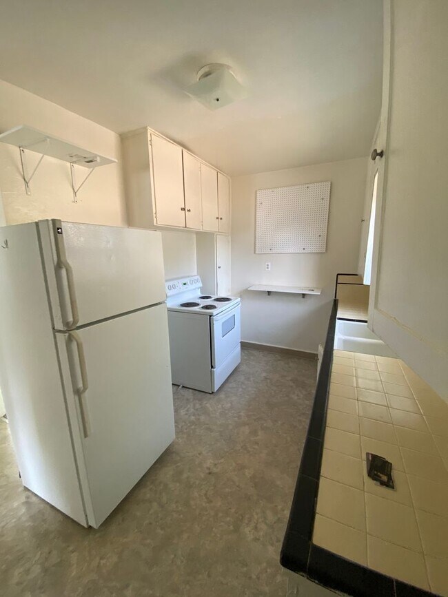 Foto del edificio - 1744 Laurel St