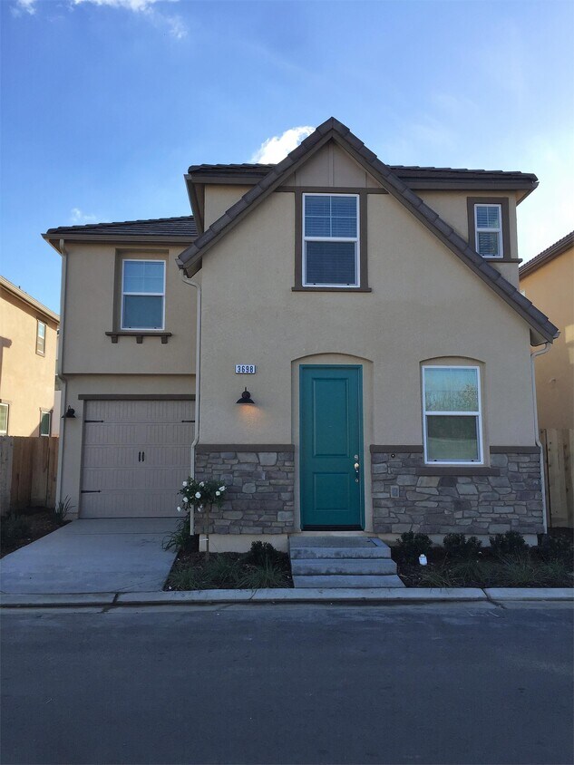Primary Photo - 3968 Amity Ln