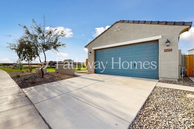 Foto del edificio - 40369 W Hillman Dr