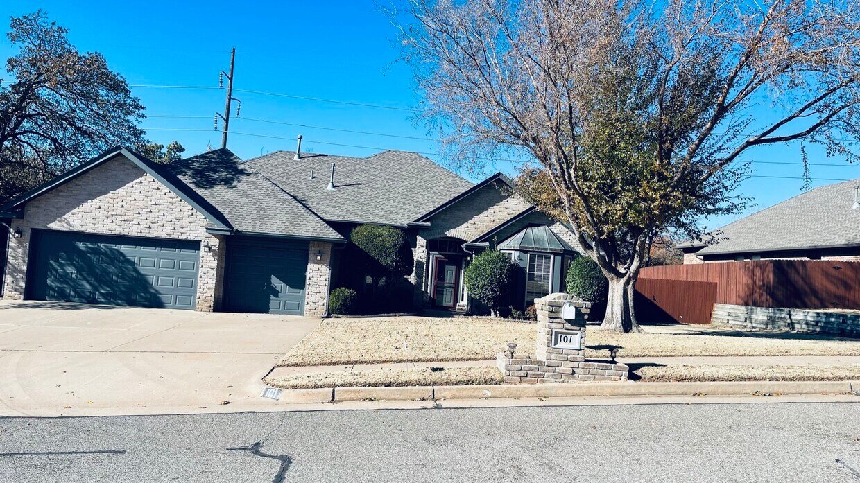 101 Hamptonridge Rd, Edmond, OK 73034 House Rental in Edmond, OK