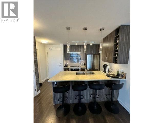 Building Photo - 608 Belmont St