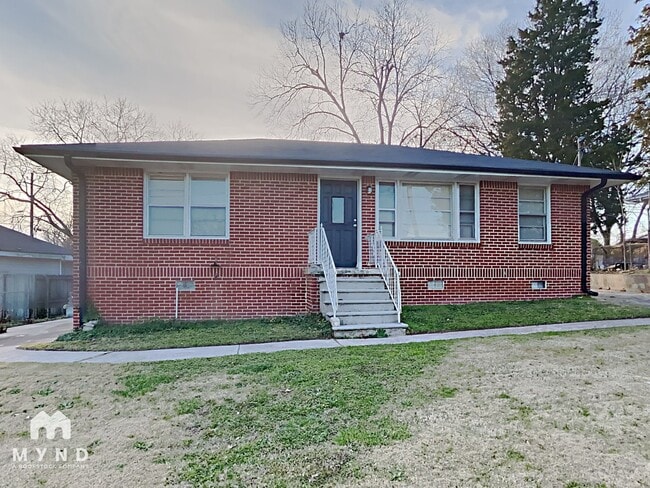 Building Photo - 4789 Courtney Dr