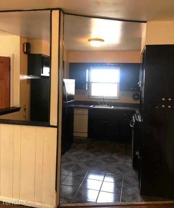 Foto del edificio - 2 br, 1 bath Apartment - 1 Paerdegat 4th St