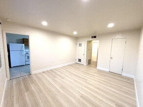 Building Photo - 3605 S 900 E