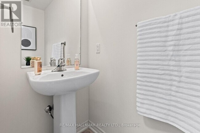 Photo du bâtiment - 283 Skinner Rd