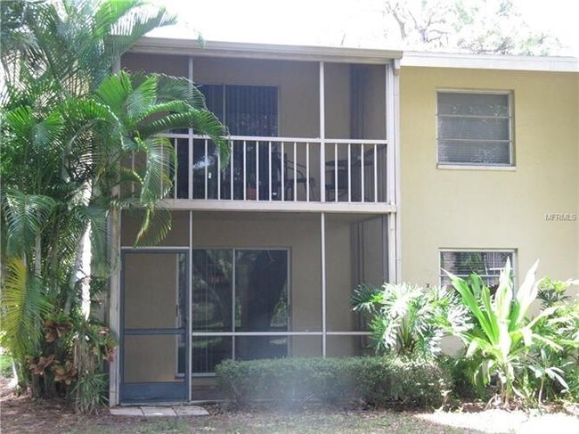Building Photo - 930 La Costa Cir