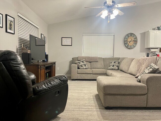 Building Photo - VILLA CHAPARRAL