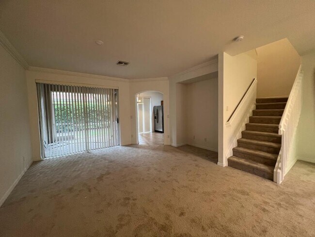 Foto del edificio - 9634 Roundstone Cir