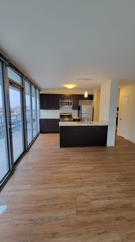 Foto del edificio - 323 E Randolph St