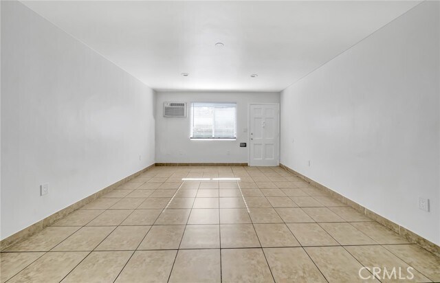 Foto del edificio - 14235 Sylvan St