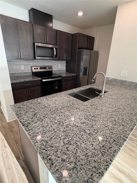 Foto del edificio - 9305 Westside Hls Dr