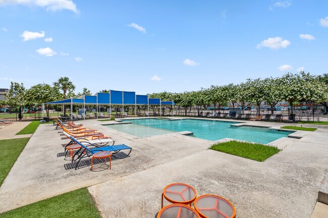 Building Photo - Residences at the Med