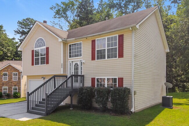 Building Photo - 465 Marriott Dr