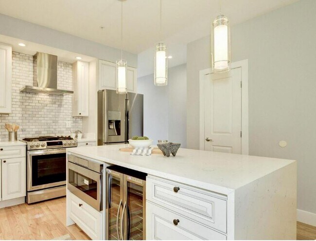 Foto del edificio - 710 Kenyon St NW