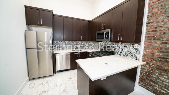 Building Photo - 2535 23rd St