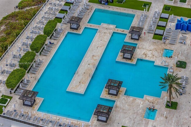 Foto del edificio - 1800 S Ocean Dr