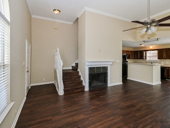 Foto del edificio - 2815 Fletcher View Dr