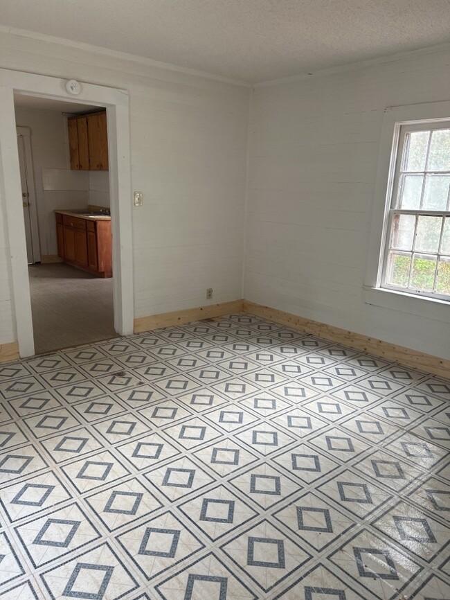 Building Photo - 210 Watts St