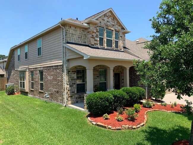 Foto del edificio - 6819 Hunters Trace Ln