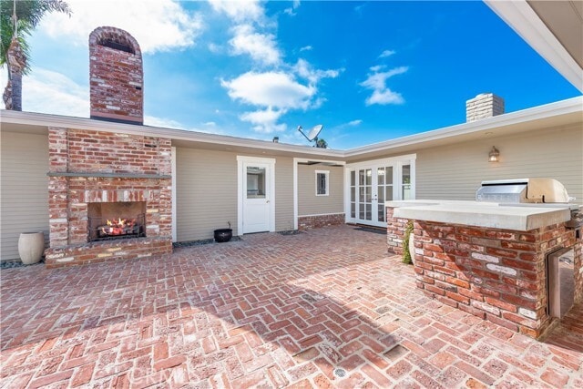 Building Photo - 2403 Calle Madiera