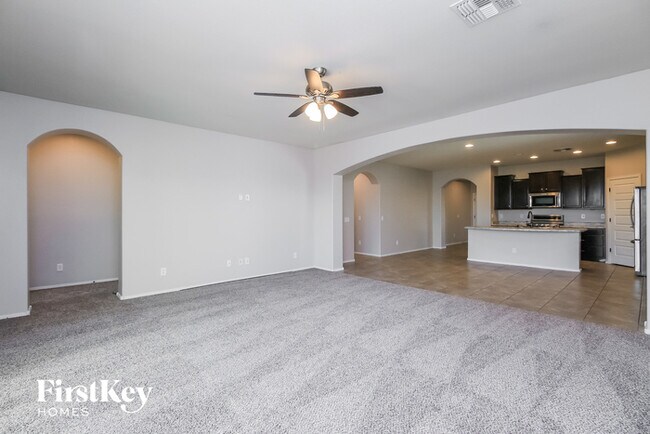 Building Photo - 5401 W Victory Way