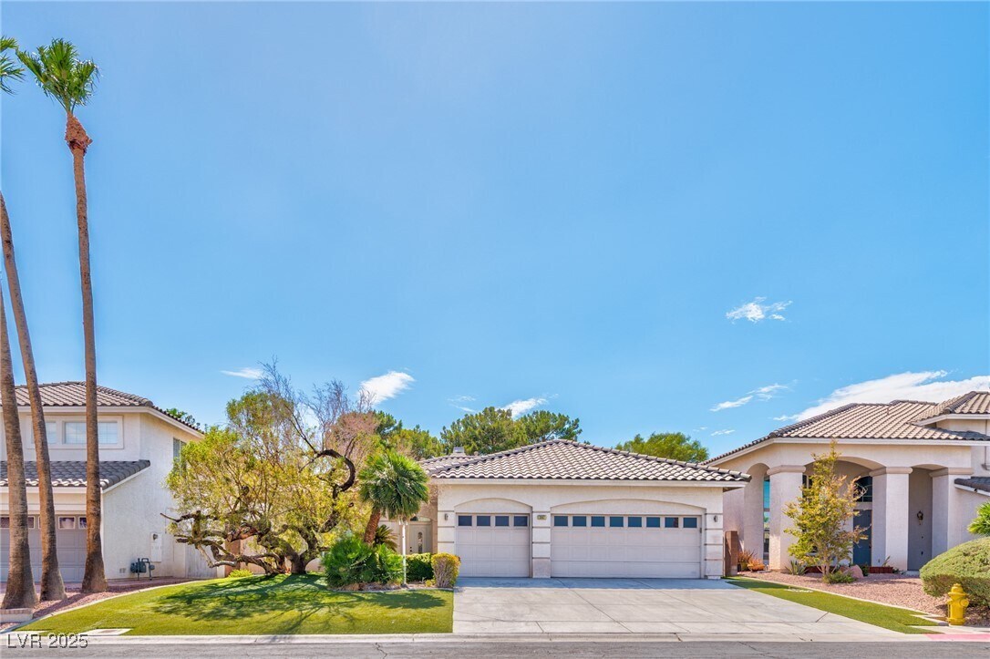Foto principal - 3897 Windansea St