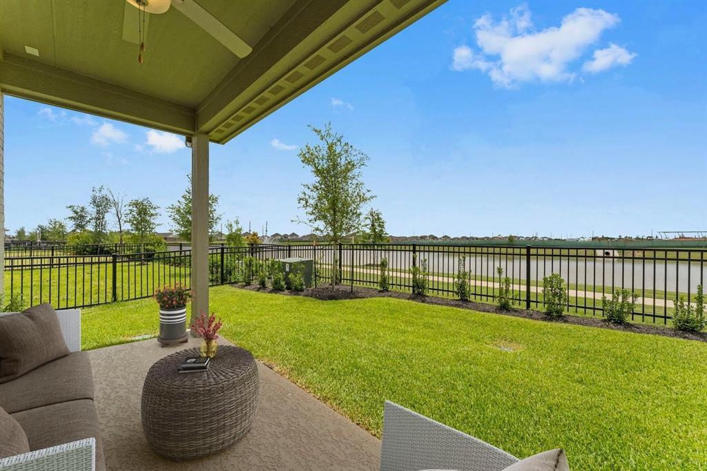 Foto principal - 724 Lake Lacosta Dr