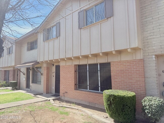 Building Photo - 6742 N 43rd Ave