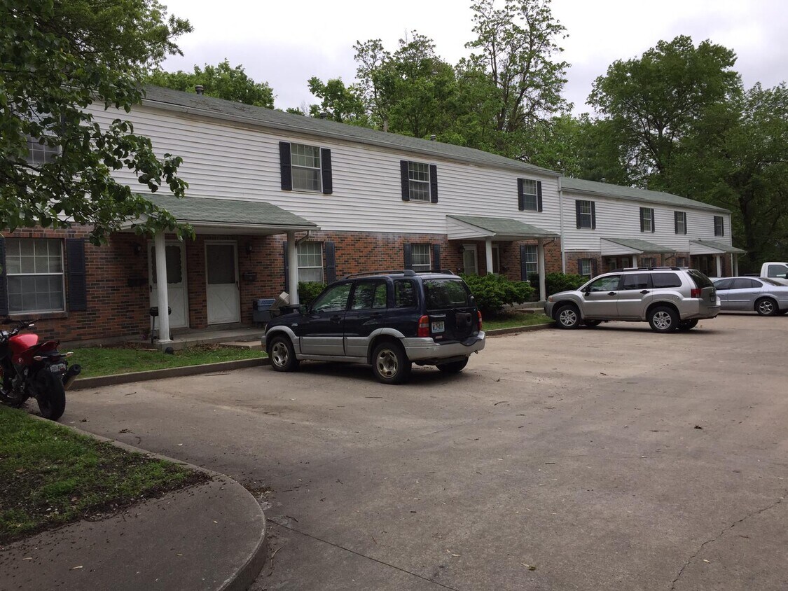 Foto principal - 400 N College Ave