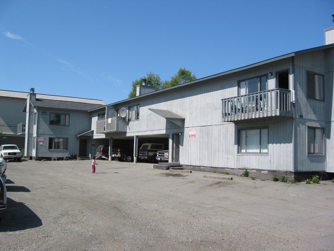 Foto principal - 3410 Eide St