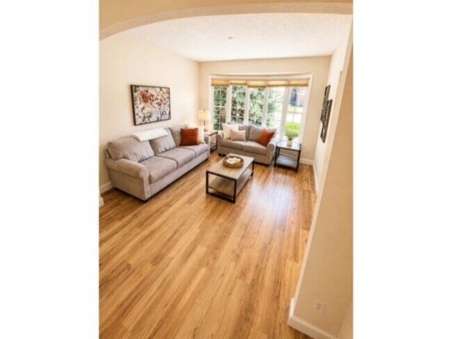 Foto del edificio - 9341 Chambray Ln